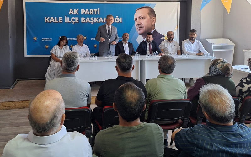 AK Parti Kale’de ilçe başkanlığı için temayül yoklaması yapıldı