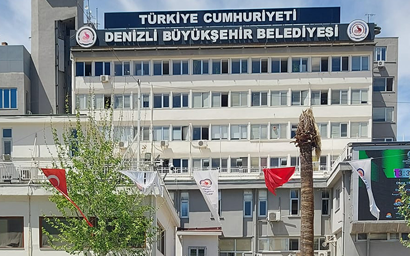 Özel, DBB dosyasını açtı: 120 milyon TL çuvallarla genel müdüre taşındı