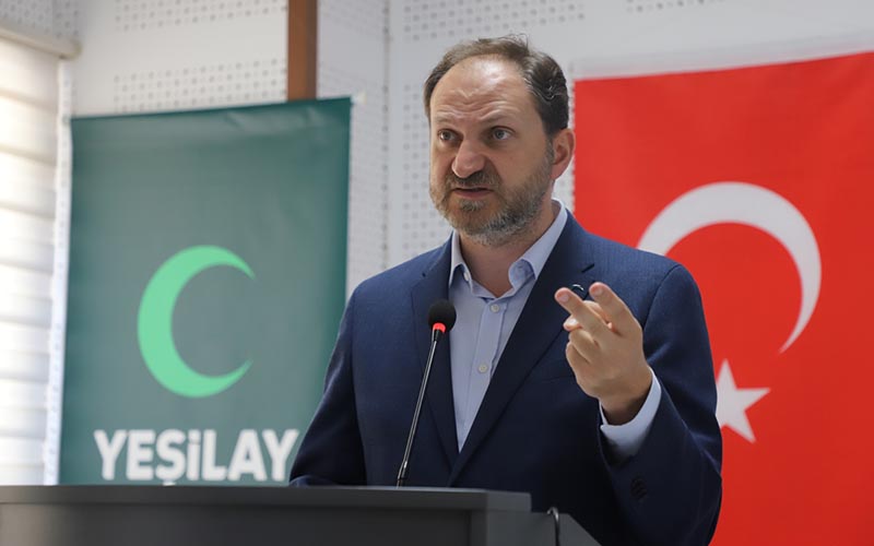 Yeşilay Genel Başkanı Dinç, bağımlılığın zararlarına dikkat çekti