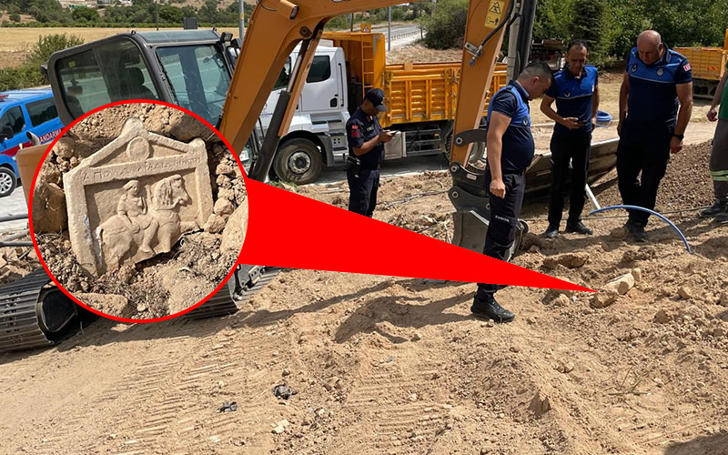 Park düzenlemesinde “Apollon’un oğlu asker” yazan stel bulundu
