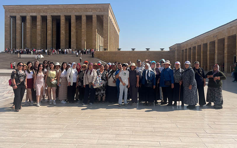 Denizlili kadınlar Anıtkabir’i ziyaret etti