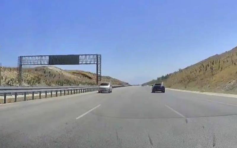 Trafik magandası, Aydın-Denizli otoyolunda ters şeritte araç kullandı