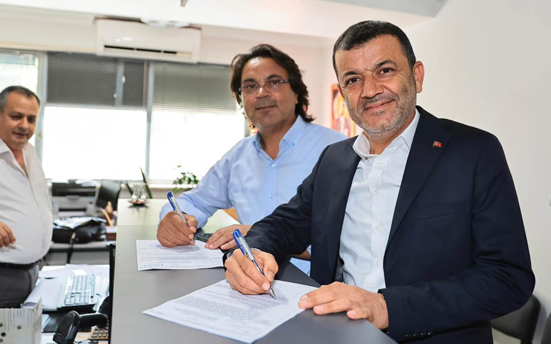CHP Denizli delegeleri olağanüstü kurultay için imza verdi