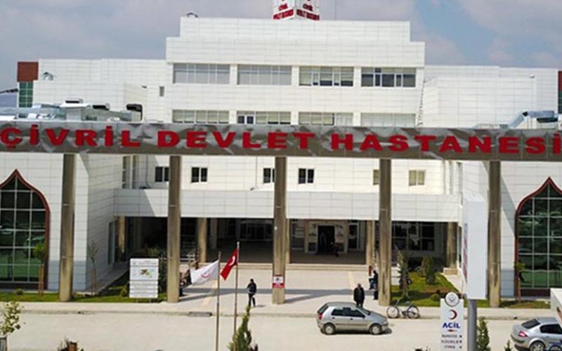 Hastane personeli ve stajyer öğrenciler yemekten zehirlendi