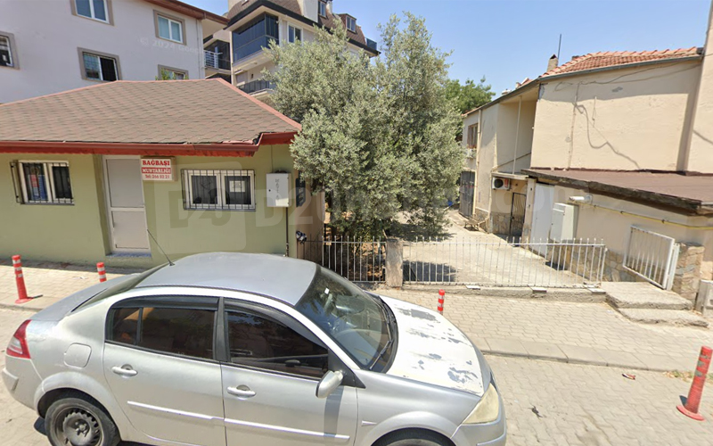 Sağlık ocağı ve muhtarlık binası satışa çıkarıldı