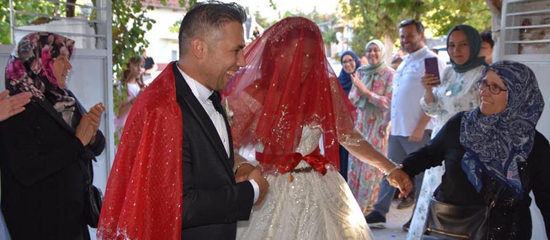 Denizli'ye Taylandlı gelin