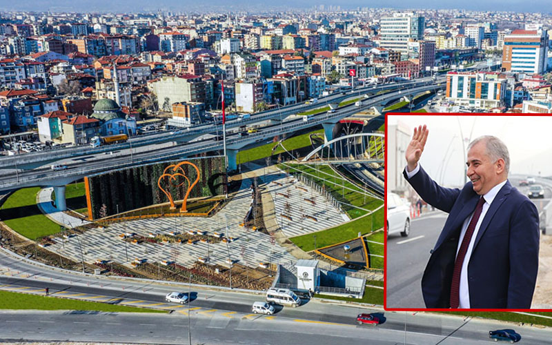 Üçgen Köprülü Kavşağı ve otogara kötü örnek diye Zolan’ın afişleri asılacak