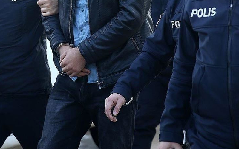 Alkollü yakalandılar, ehliyetlerini geri almak için kan örneklerini değiştirdiler