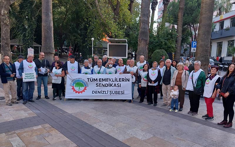 Emeklilerden açıklama: İnsanca yaşamak istiyoruz