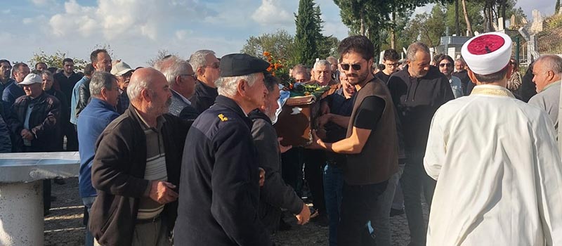 Kalp krizi sonucu vefat eden Havva Alp’in cenazesi toprağa verildi