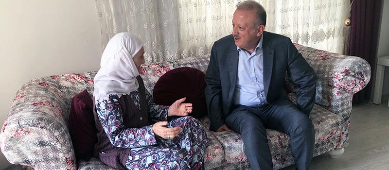 Kaymakam Abdullah Demir’den ilçenin en yaşlılarına ziyaret