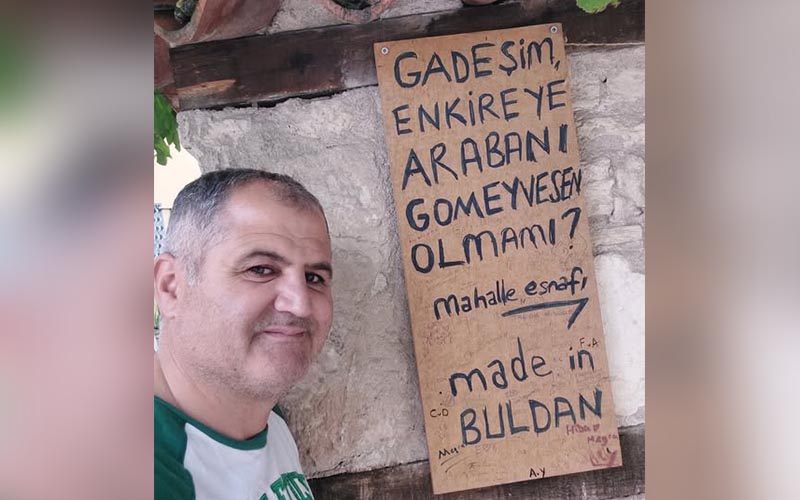 Esnaftan Denizli şivesiyle park uyarısı