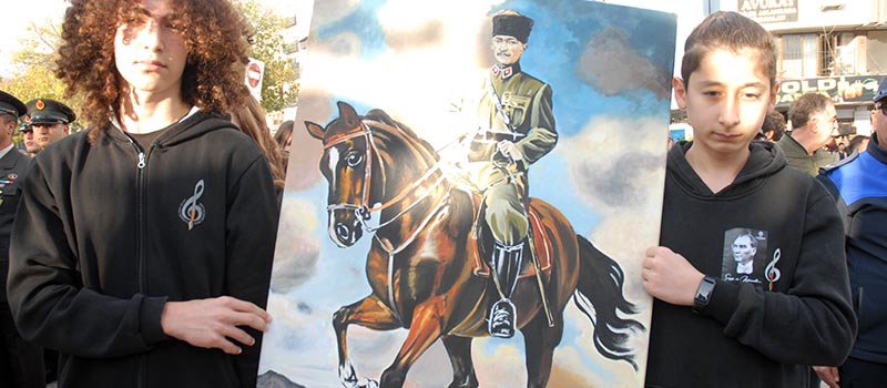 Gazi Mustafa Kemal Atatürk, vefatının 87.yılında anıldı