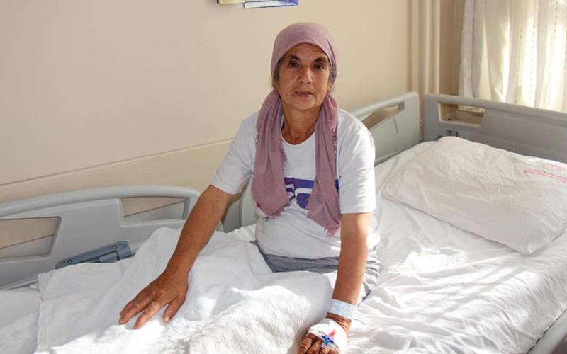 Organlarının yeri ters olan hasta ameliyat edildi