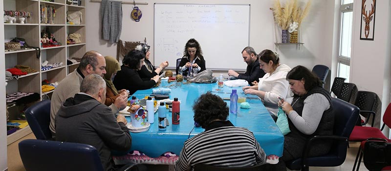 Denizli’de psikiyatri hastaları sanatla rehabilite ediliyor