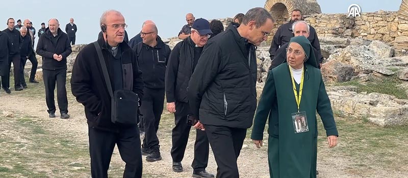 Papa’nın genel vekili Kardinal Baldassare Reina, Denizli’ye geldi