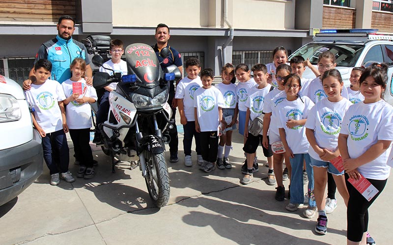 İlde 39 istasyondaki 589 personelle acil sağlık hizmeti veriliyor