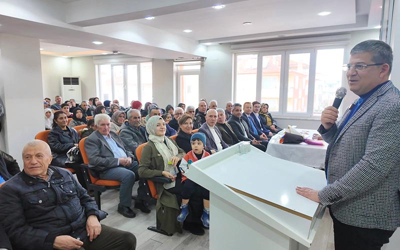 Subaşıoğlu’ndan Çavuşoğlu’na: Geri vites belediyeciliği yapıyor