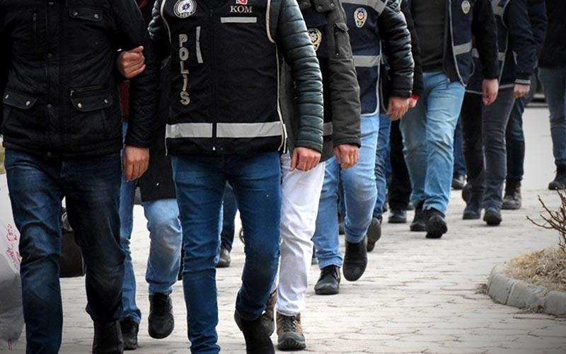 FETÖ’nün mahrem yapılanmasından 160 kişi yakalandı