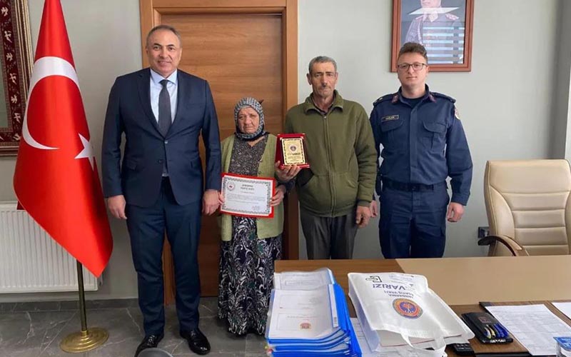 Gayrimenkullerini Jandarma Asayiş Vakfına bağışladılar