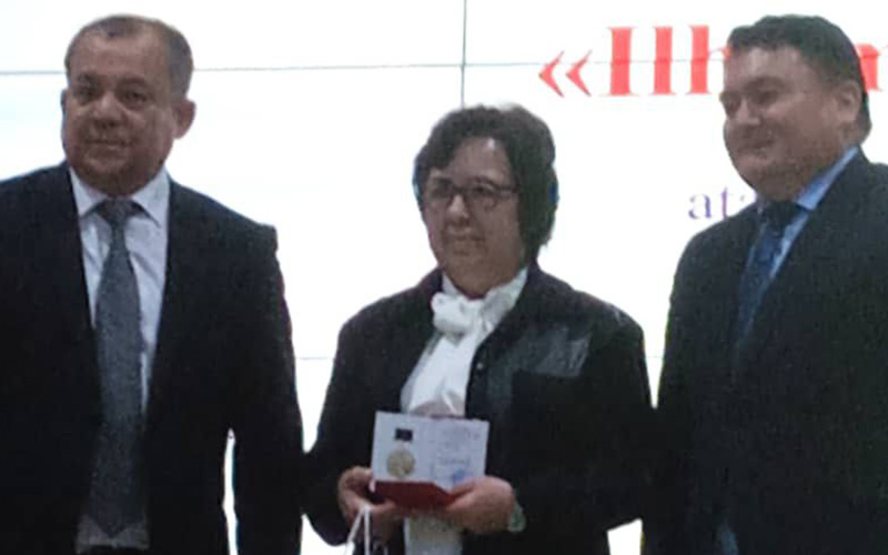 PAÜ’lü akademisyen Prof Dr Nergis Biray’a Özbekistan’dan ödül