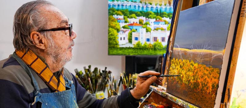 Denizli ressam Yalçın Gökçebağ, Cumhurbaşkanlığı Kültür ve Sanat Büyük Ödülü’nü aldı