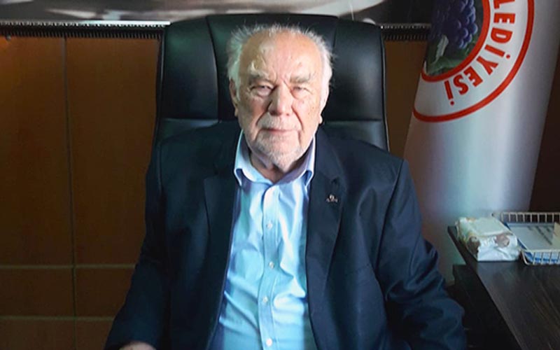 Eski belediye başkanı kalp krizi sonucu vefat etti