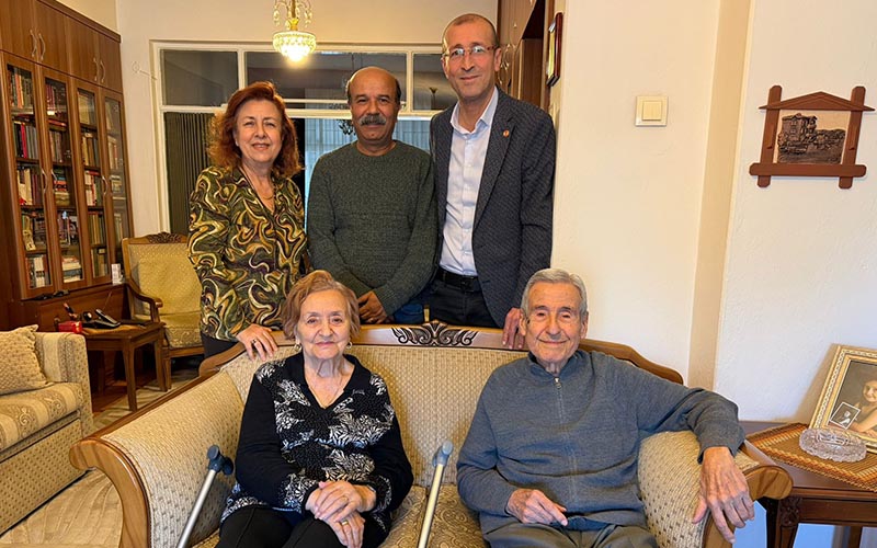 Denizli Gazeteciler Cemiyeti yönetimi, gazeteci Erol Özbal’ı ziyaret etti