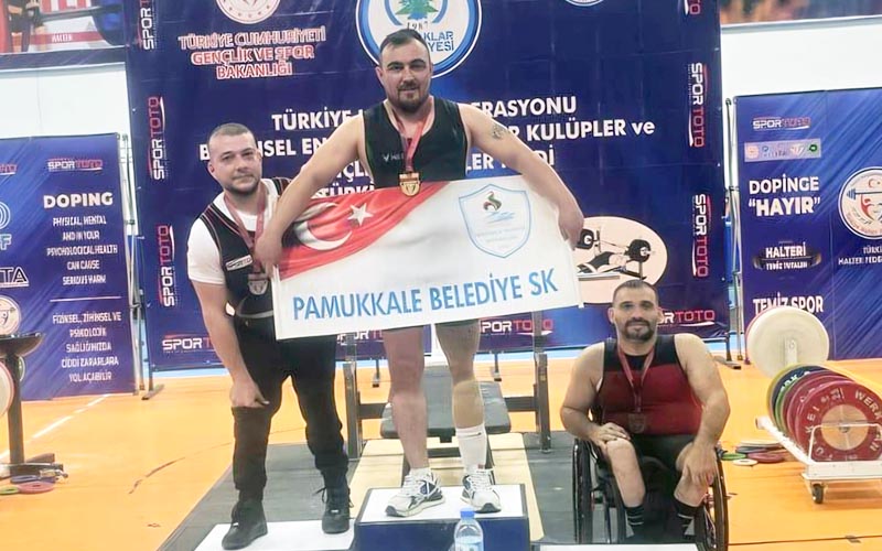 Engelli halterci Dağ, altın madalyayı Türkiye rekoruyla kazandı
