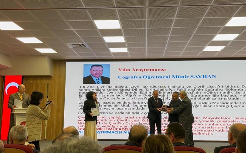 Vali Coşkun’a Altın Ok Ödülü