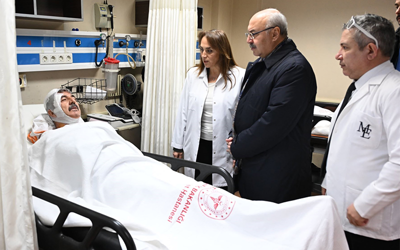 Vali Köşger’den yaralılara ziyaret