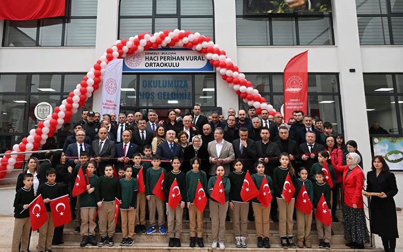 Buldan Hacı Perihan Vural Ortaokulu törenle açıldı