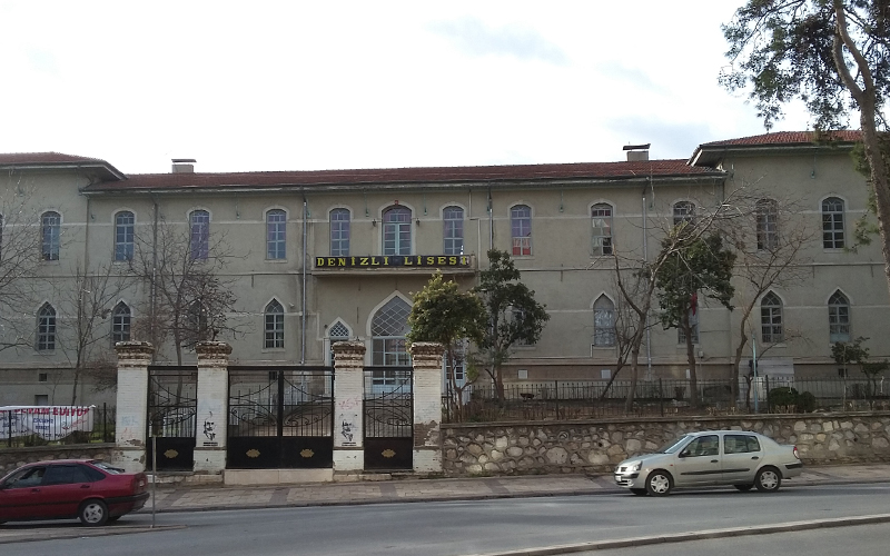 154 yıllık Denizli Lisesi’ni eski ihtişamına kavuşturma girişimi