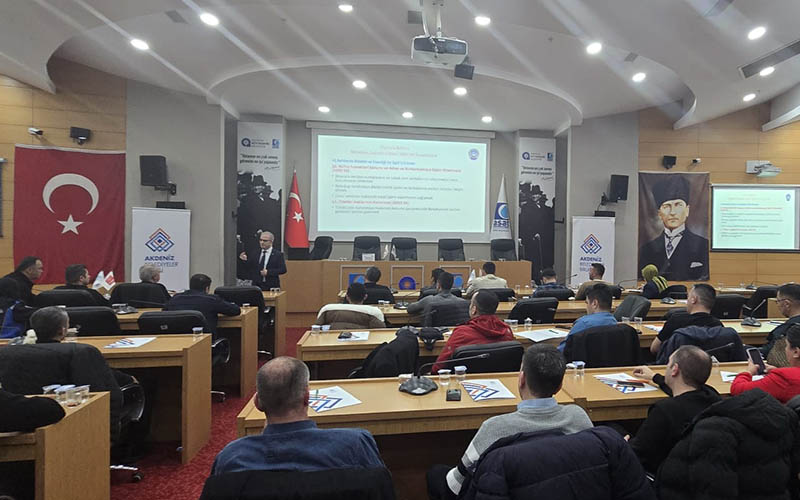 Pamukkale Belediyesi zabıtalarına mevzuat eğitimi verildi