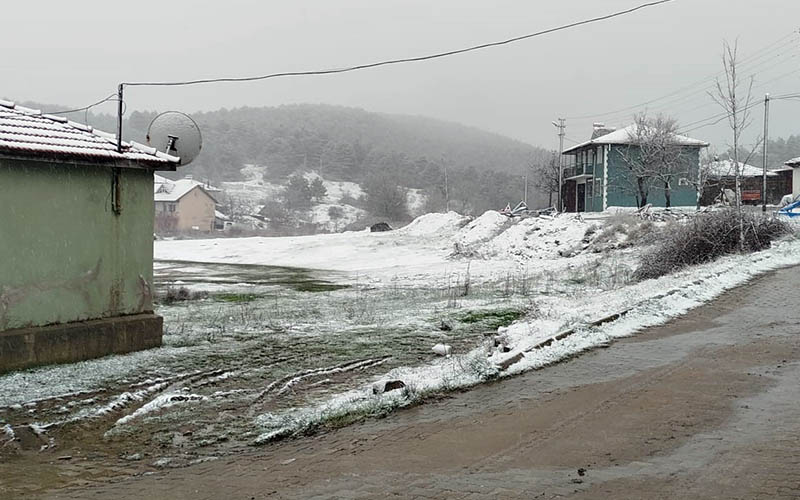 Kar yağışı ardında beyaz örtü bıraktı