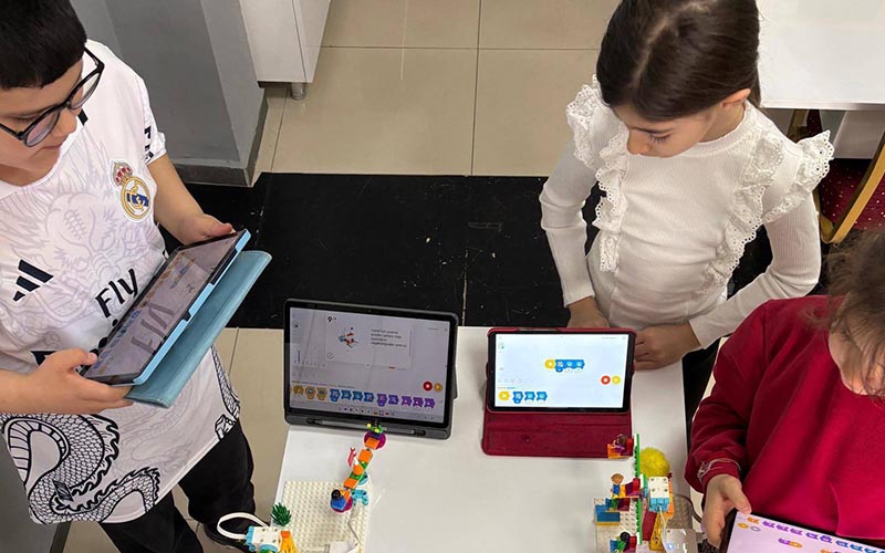 Atatürk Bilim Merkezi’nde temel robotik kodlama Kursu