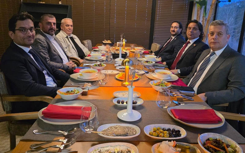 Muhalefet partilerinin il başkanları yemekte buluştu
