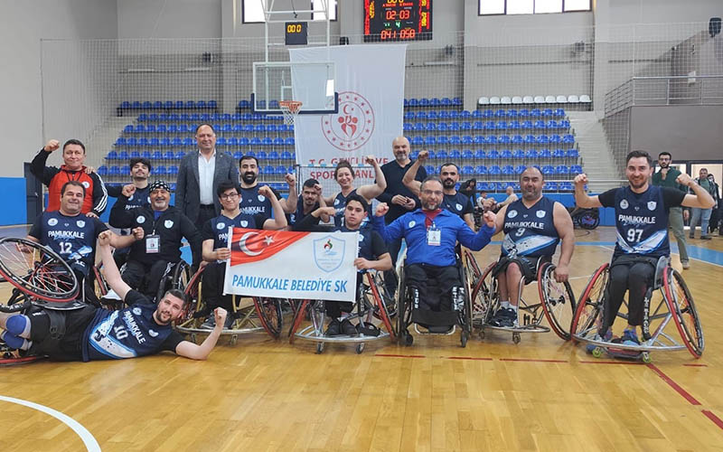 Pamukkale Belediyespor Tekerlekli Sandalye Basketbol Takımı liderliğe yükseldi