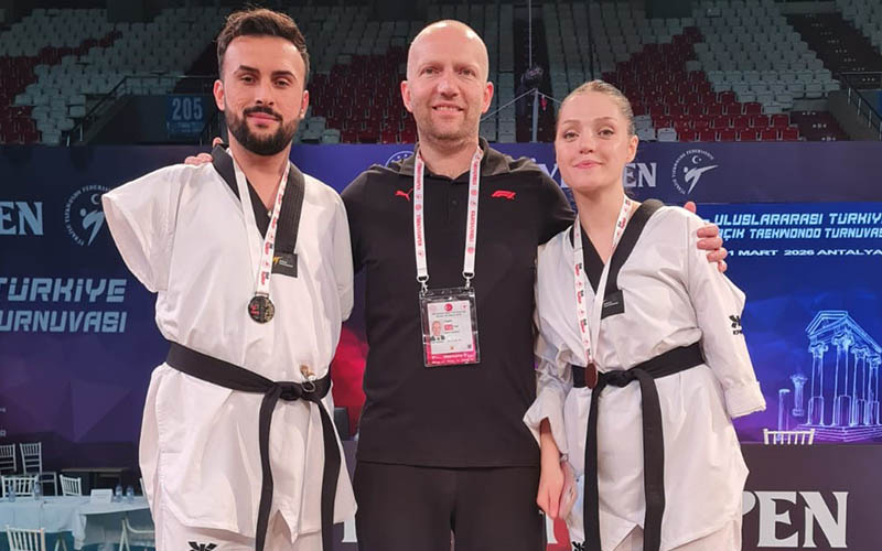 Denizlili sporculardan taekwondoda madalya