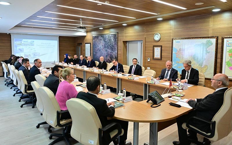 Vali Köşger: Kartalkaya benzeri bir olayı kaldıramayız