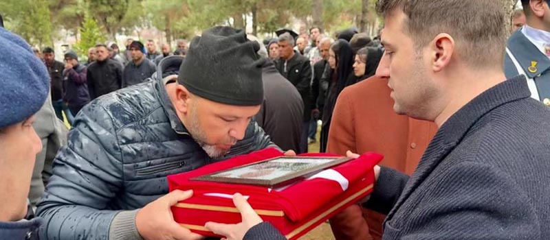 Denizli'de uzman çavuş Ali Solak’ın cenazesi toprağa verildi