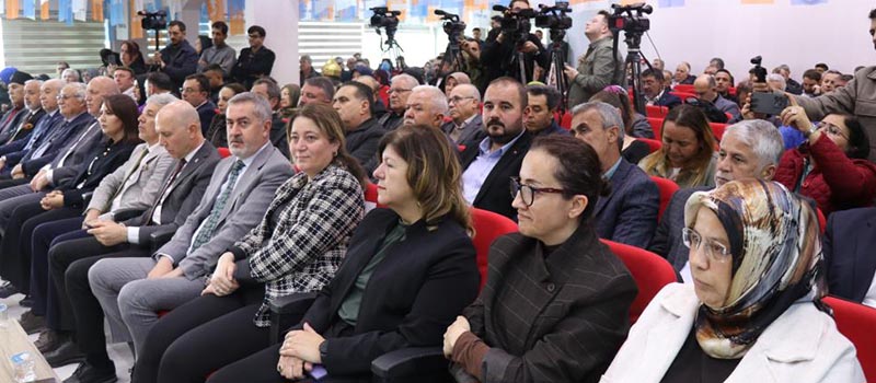 Denizli Çalışma ve Sosyal Güvenlik Bakanı Vedat Işıkhan ziyaretler