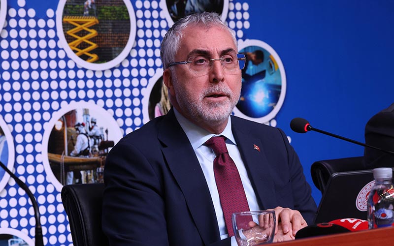 Bakan, pembe tablo çizdi, “450 bin genç çalışma hayatına dahil olacak” dedi