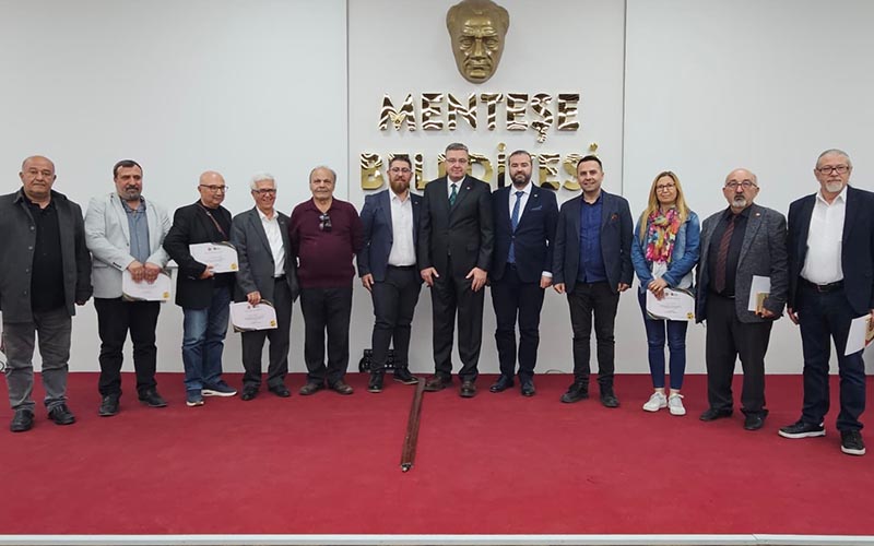 Egeli gazeteciler eğitim seminerinde buluştu