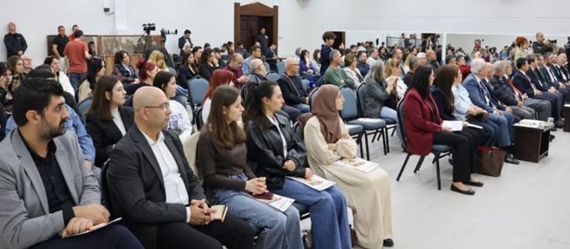 Egeli gazeteciler eğitim seminerinde buluştu