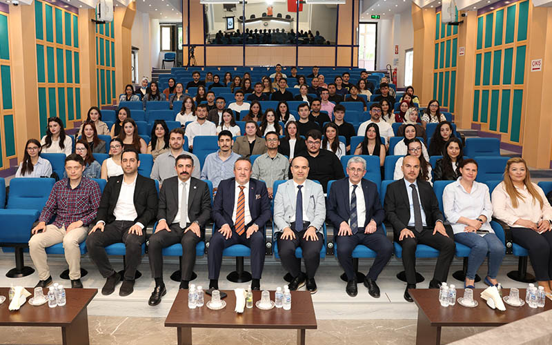 Denizli OSB’de Yaymanoğlu ile PAÜ’lü öğrenciler bir araya geldi