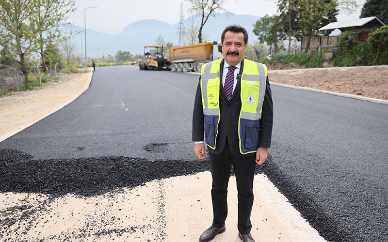 Cumhuriyet Mahallesi’ne 12 metrelik yol