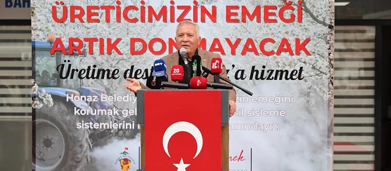 Denizli'nin Honaz ilçesinde çiftçilere zirai donla mücadele desteği