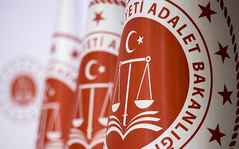 Bakan Gürlek açıkladı: Adalet Bakanlığına 15 bin sözleşmeli personel alınacak
