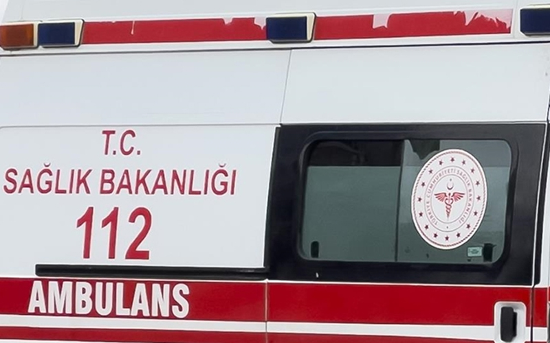 Tüfekle oynayan çocuk kendini vurdu